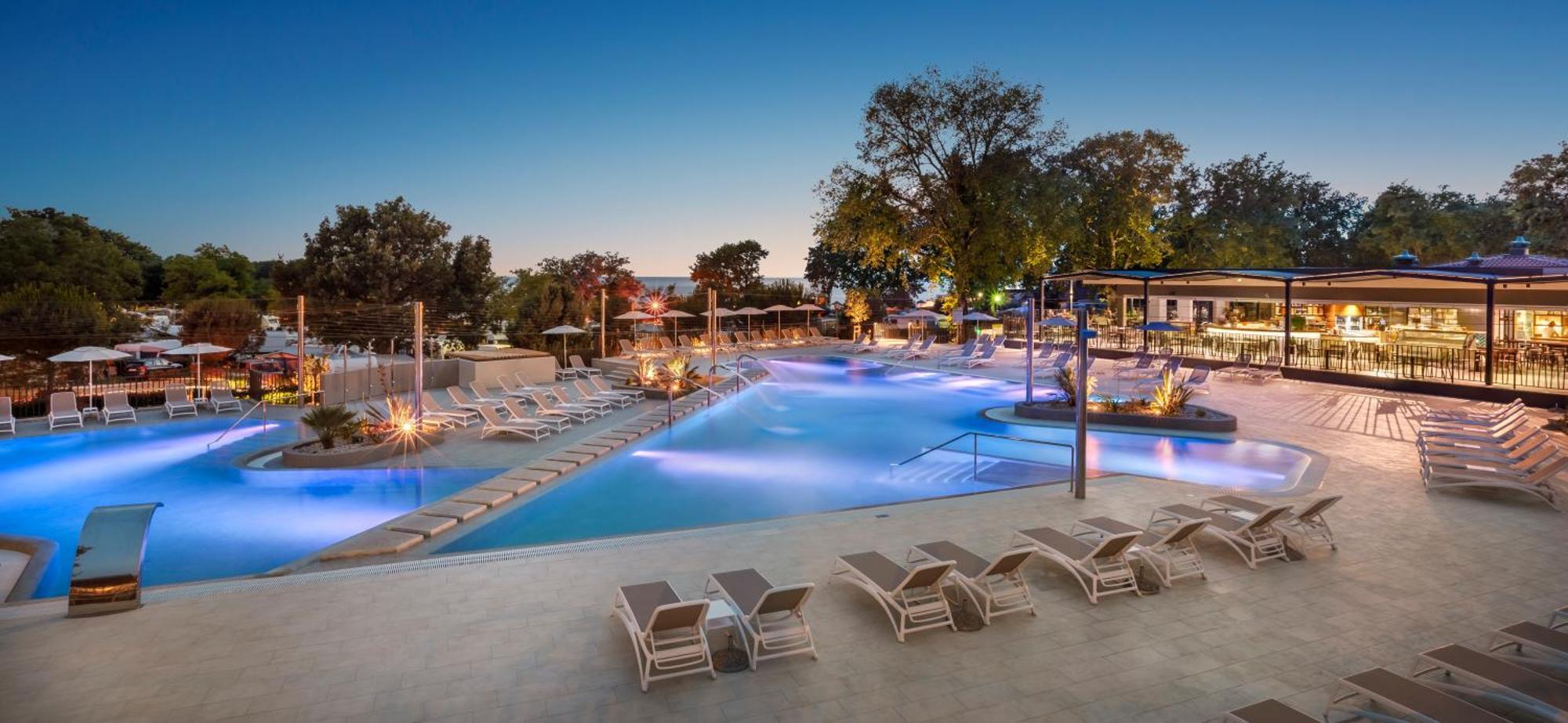 Aminess Planet Camping Maravea Resort - Pitches Novigrad Istria Exteriör bild