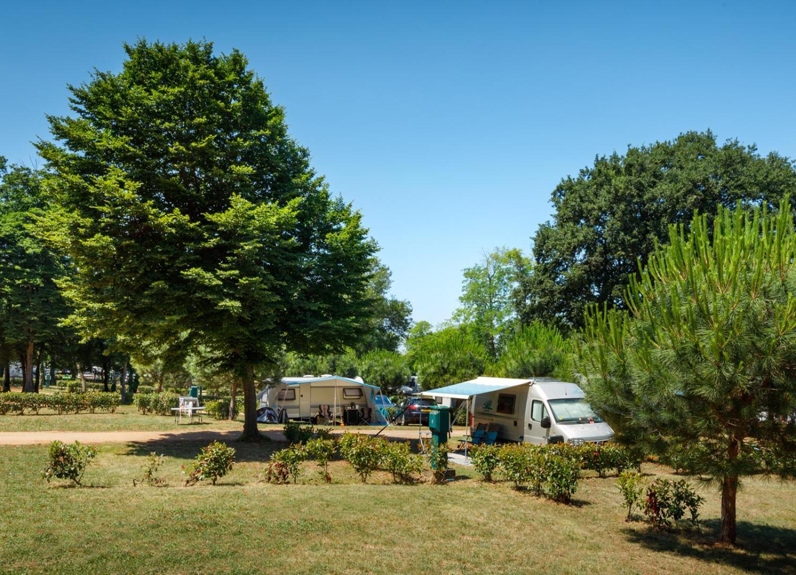 Aminess Planet Camping Maravea Resort - Pitches Novigrad Istria Exteriör bild