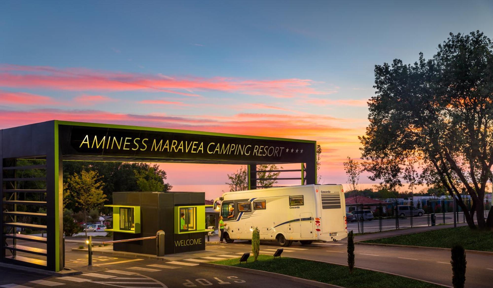 Aminess Planet Camping Maravea Resort - Pitches Novigrad Istria Exteriör bild